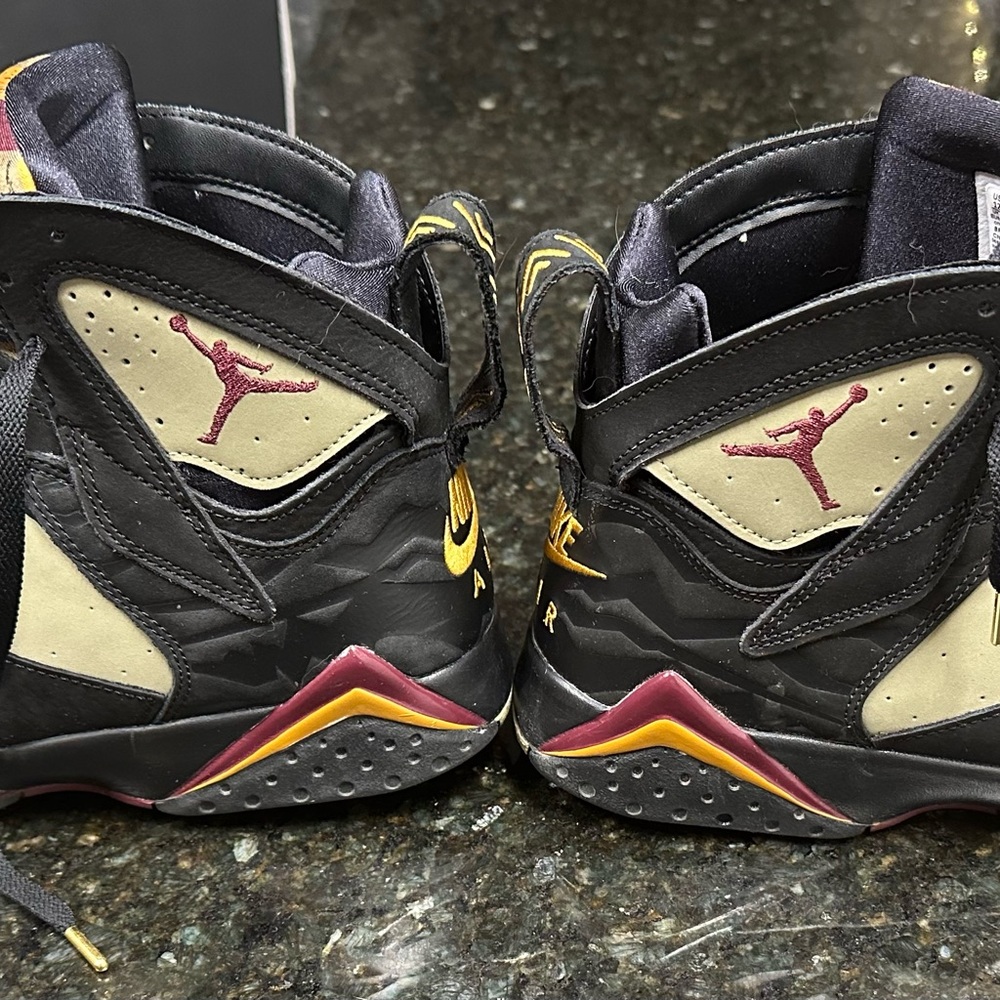Jordan 7 Retro Olive - Picture 6 of 8